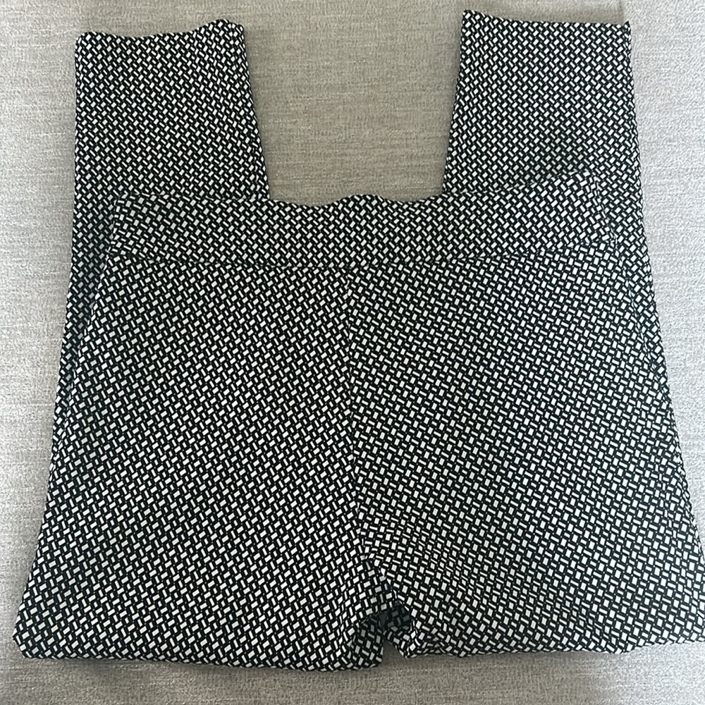 Counterparts pull-on stretch ankle pants. Size 14 - Picture 4 of 7